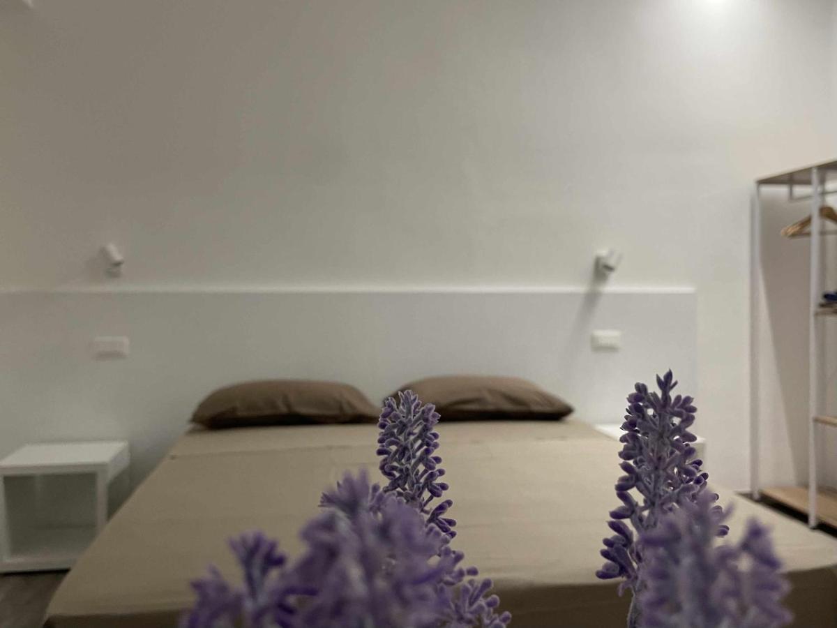 La Casa Di Brando - Bilocale 1 Ancona Apartment คาเมราโน ภายนอก รูปภาพ
